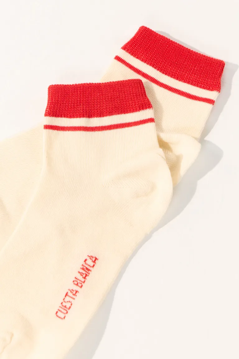 Calcetines rayados estilo vintage de algodón para mujer de Cuesta Blanca en Ropa Interior y Medias para argentina