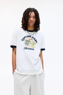 Remera tom y jerry de Pull&Bear en Remeras y Polos para argentina