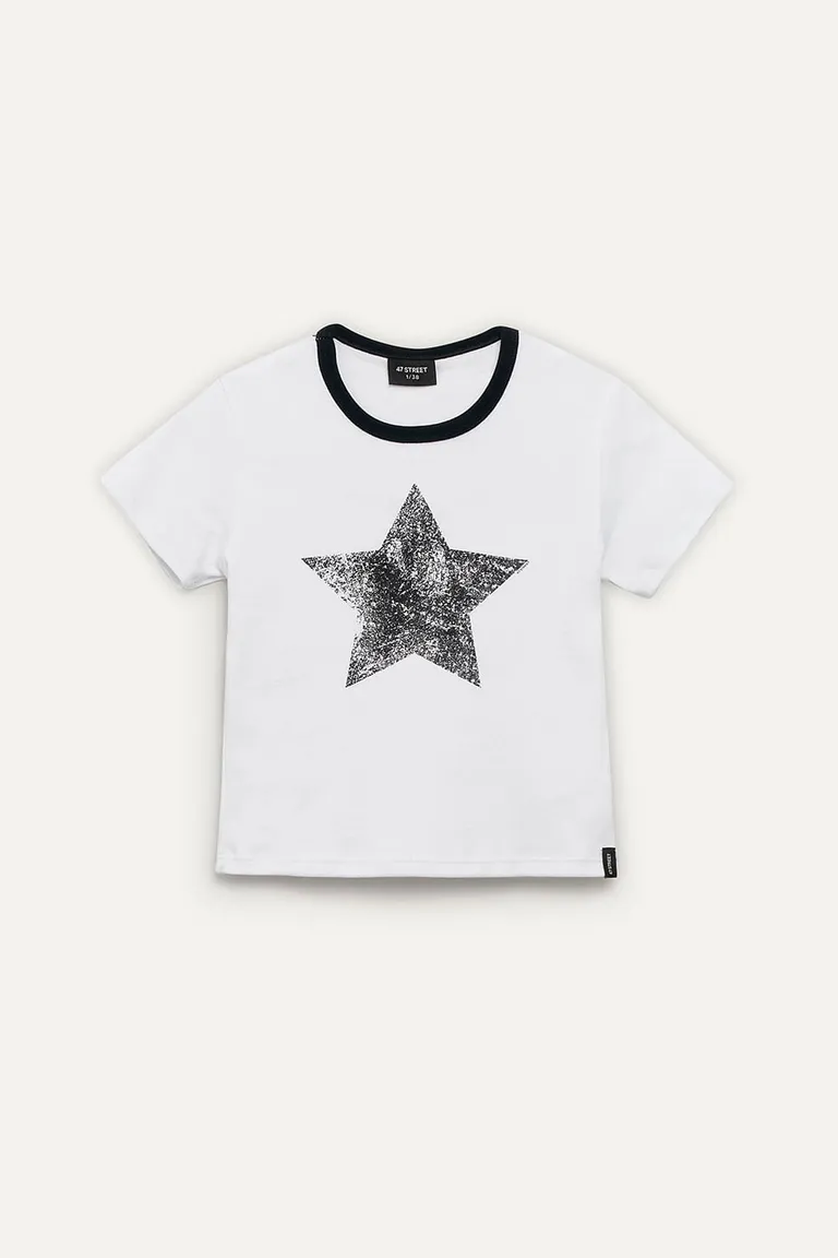 Remera de ribb blanca con estampa de estrella en el frente de 47 Street en Remeras para argentina