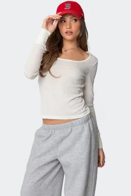 Top escote redondo hailey de Edikted en Tops para argentina