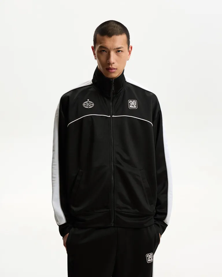 Conjunto campera pantalón técnico de Bershka en Abrigos y Camperas para argentina