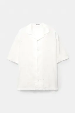 Camisa con flores bordadas de Pull&Bear en Camisas para argentina