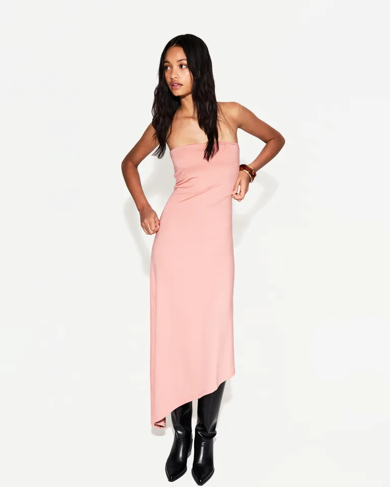 Vestido midi bandeau asimétrico de Bershka en Vestidos para argentina