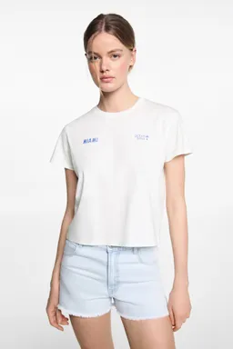 Remera con mensaje palmera de Mango Teen en Remeras para argentina