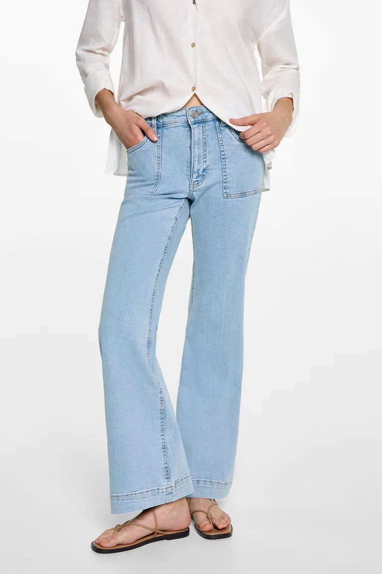 Jeans flare con bolsillos de Mango Teen en Pantalones para argentina