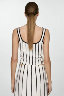 Top crop punto rayas de Mango en Tops para argentina