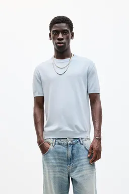 Remera punto manga corta de Pull&Bear en Remeras y Polos para argentina