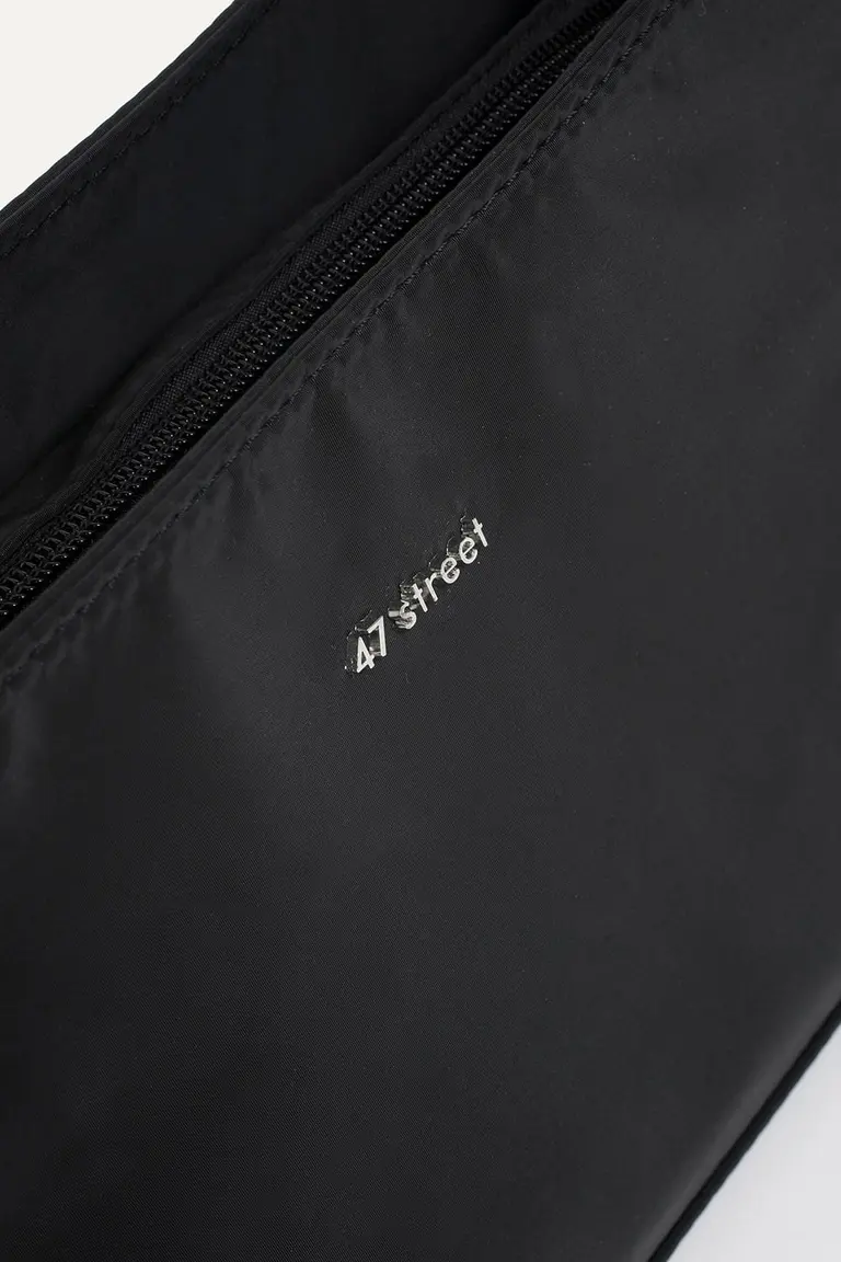 null de 47 Street en Bolsos y Carteras para argentina