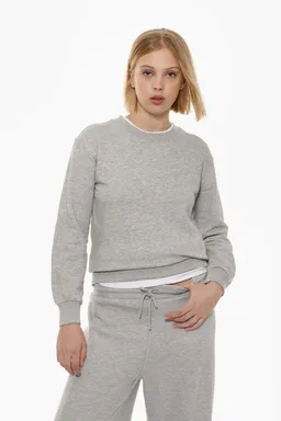 Buzo básico jogging de Lefties en Buzos y Sweaters para argentina