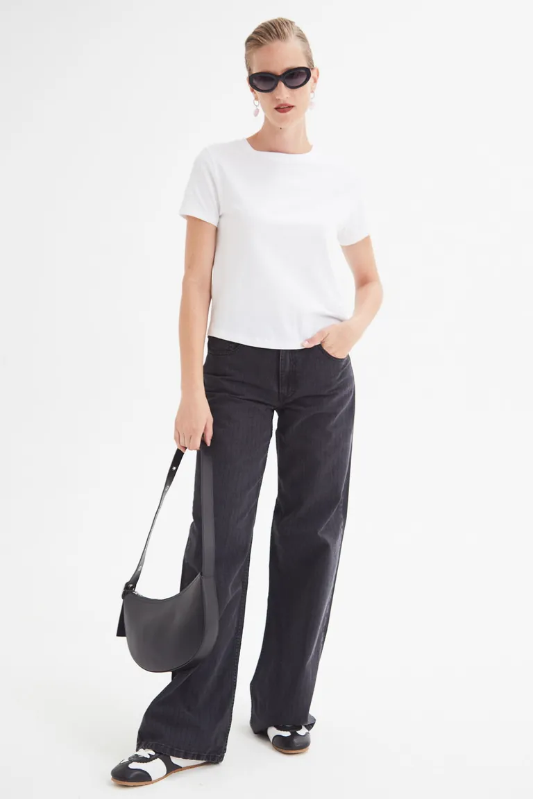 Pantalón de jean de tiro alto y silueta wide leg con efecto tizado de Las Pepas en Pantalones para argentina