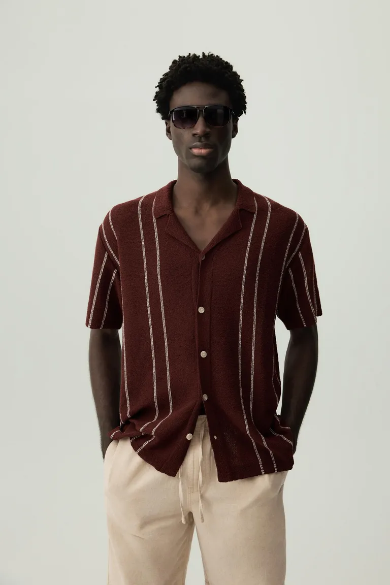 Camisa texturizada bouclé rayada de Lefties en Camisas para argentina