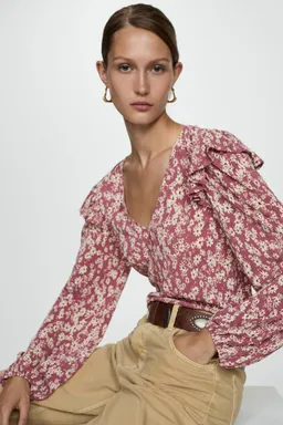 Blusa estampada volantes de Mango en Blusas para argentina