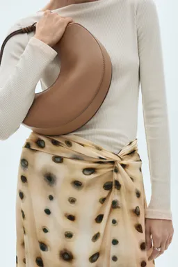 Falda lunares con nudo de Mango en Faldas para argentina