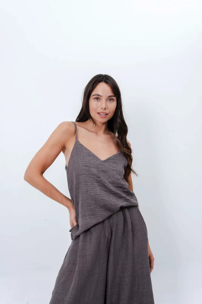 Blusa con Escote de Belle en Blusas para argentina