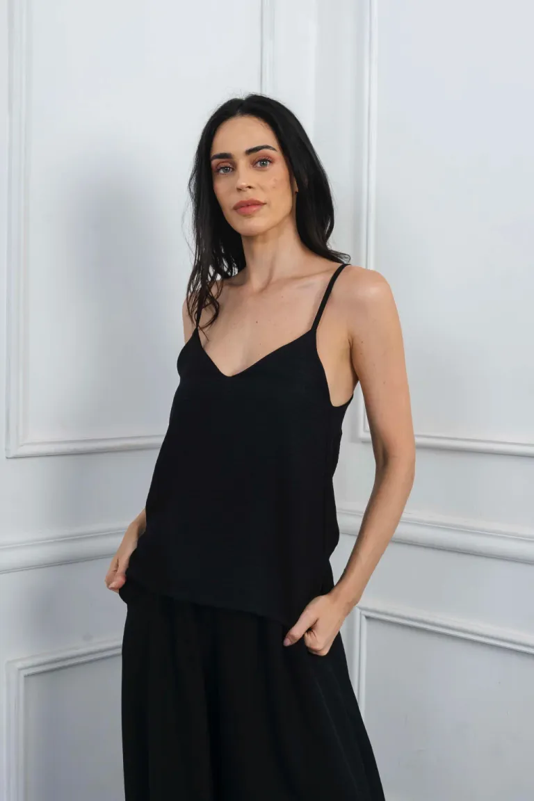 Blusa con Escote de Belle en Blusas para argentina