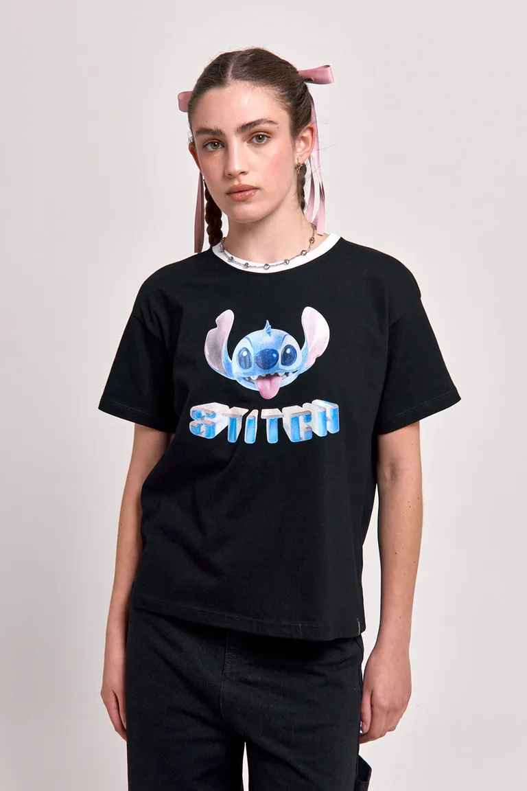 Remera negra de algodón con estampa de Stitch - Diseño casual y elegante de 47 Street en Remeras para argentina