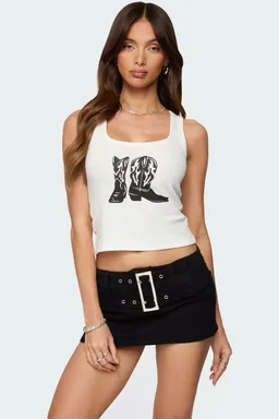 Musculosa cowboy boots de Edikted en Tops para argentina