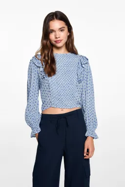 Blusa estampada volantes de Mango Teen en Blusas para argentina