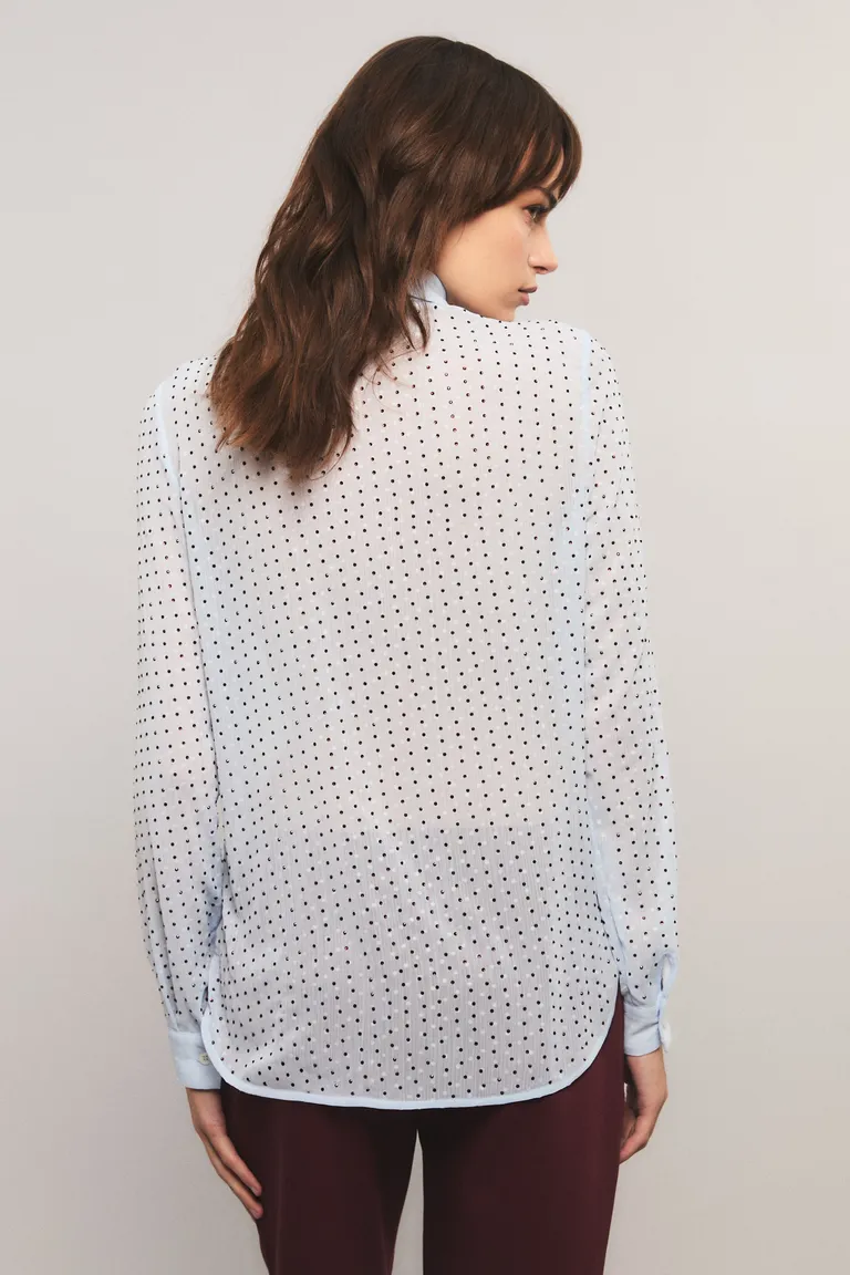 Camisa con cuello camisero y lazo frontal decorada con puntos brillantes de Kosiuko en Camisas para argentina