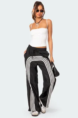 Pantalón deportivo rayas de Edikted en Pantalones para argentina