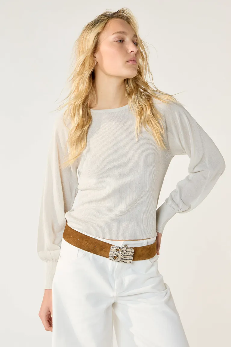 Suave sweater blanco de manga abullonada para mujer - Estilo elegante y casual de Cuesta Blanca en Buzos y Sweaters para argentina