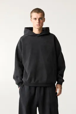 Sudadera capucha interlock lavada de Pull&Bear en Buzos y Sweaters para argentina
