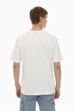 Remera premium relaxed de Lefties en Remeras y Polos para argentina