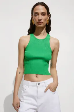 Top punto canalé de Mango en Tops para argentina