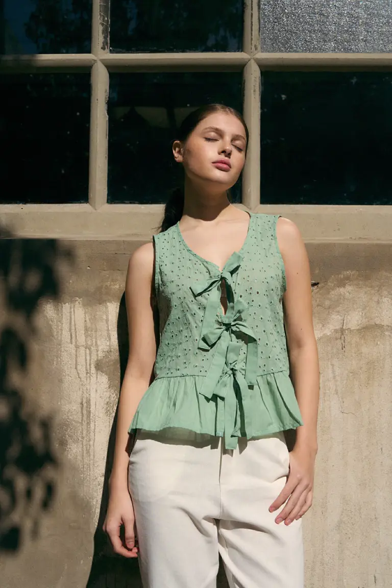 Blusa con Volados de Lemmon en Blusas para argentina