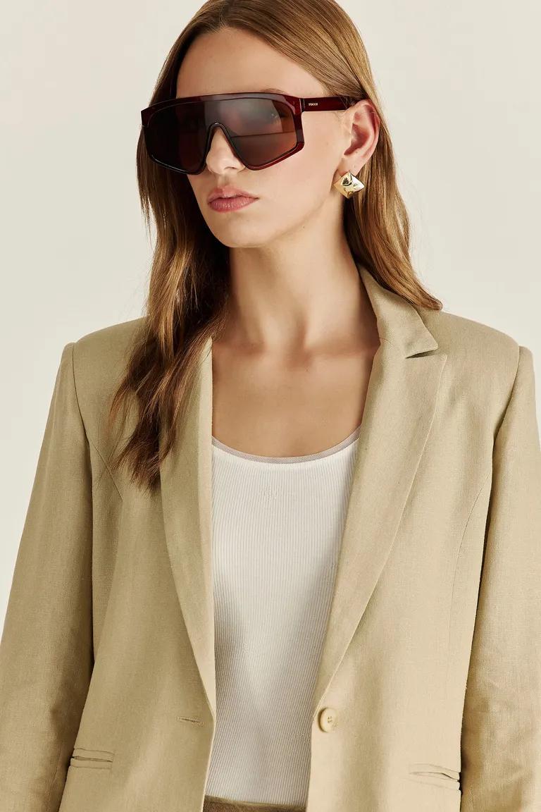 Blazer de lino beige, diseño exclusivo y corte moderno para un look elegante de Tucci en Blazers para argentina