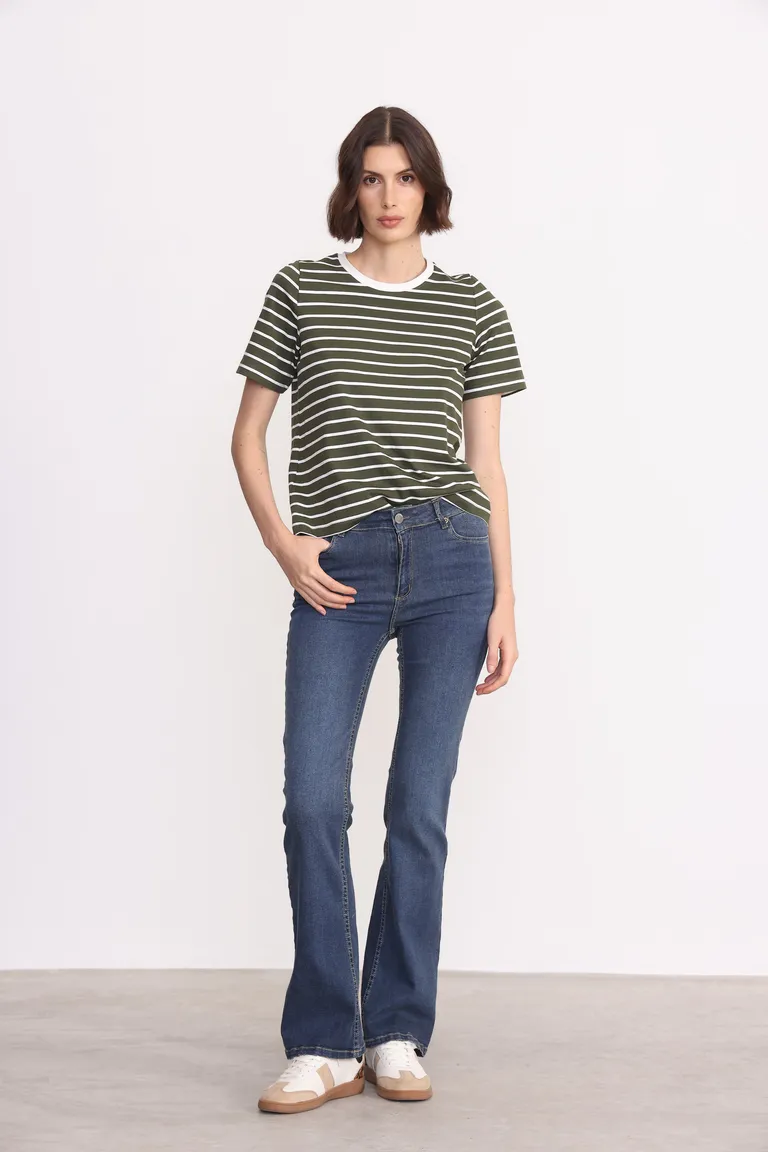 Remera rayada de algodón elástico para mujer con corte ajustado al cuerpo de Yagmour en Remeras para argentina