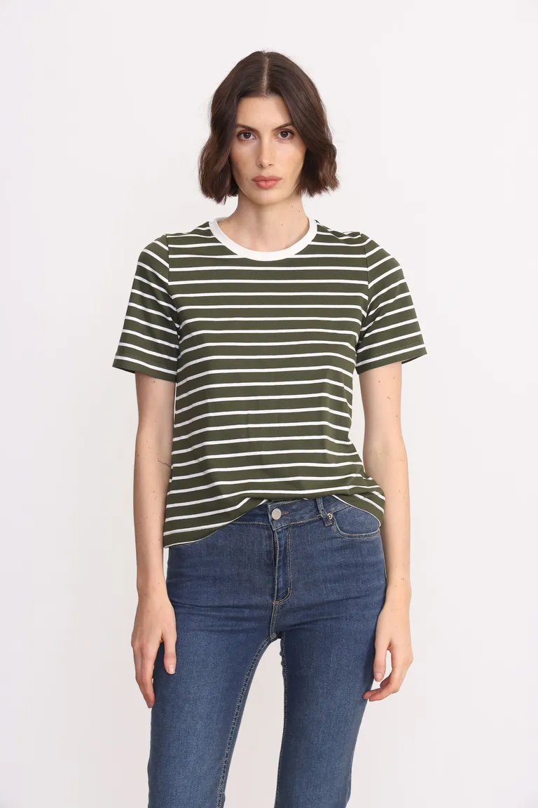 Remera rayada de algodón elástico para mujer con corte ajustado al cuerpo de Yagmour en Remeras para argentina