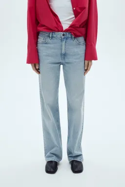 Jeans miami recto tiro medio de Mango en Pantalones para argentina