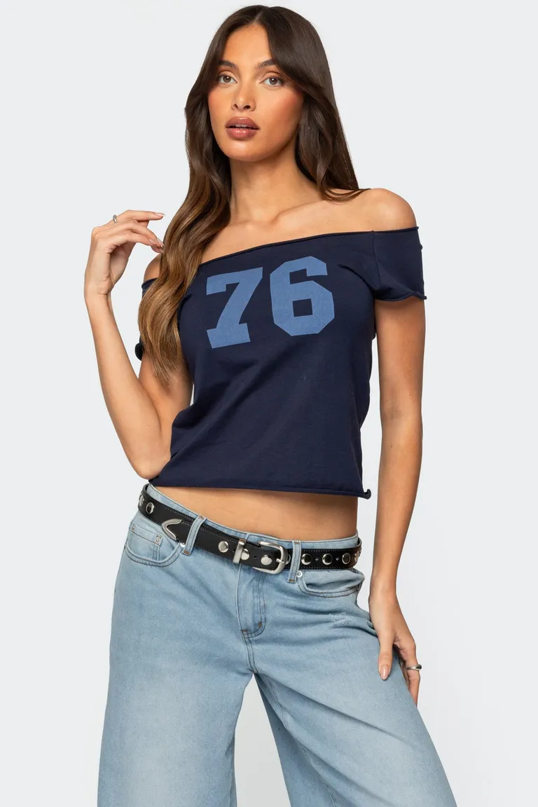 Remera hombros descubiertos de Edikted en Tops para argentina