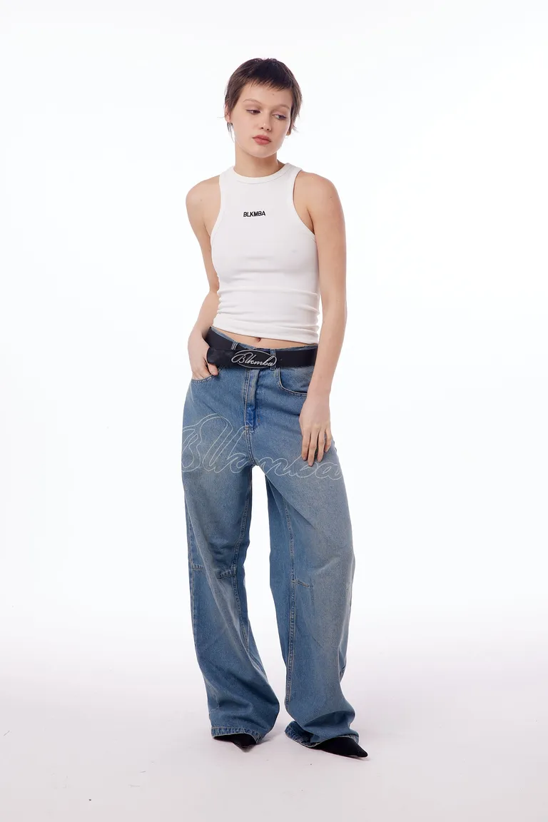 Pantalones de tiro bajo oversized en denim con grabado láser de Black Mamba en Pantalones para argentina