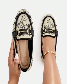 Mocasines bordados hebilla logo caballo de Cuccoo en Mocasines para argentina
