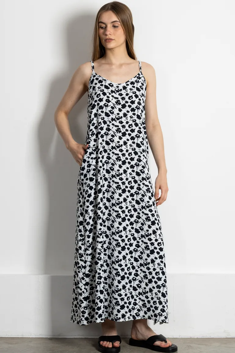 Vestido largo estampado con breteles regulables y bolsillos laterales de Kill en Vestidos para argentina