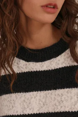 Sweater nemo rayado importado de Blink en Buzos y Sweaters para argentina