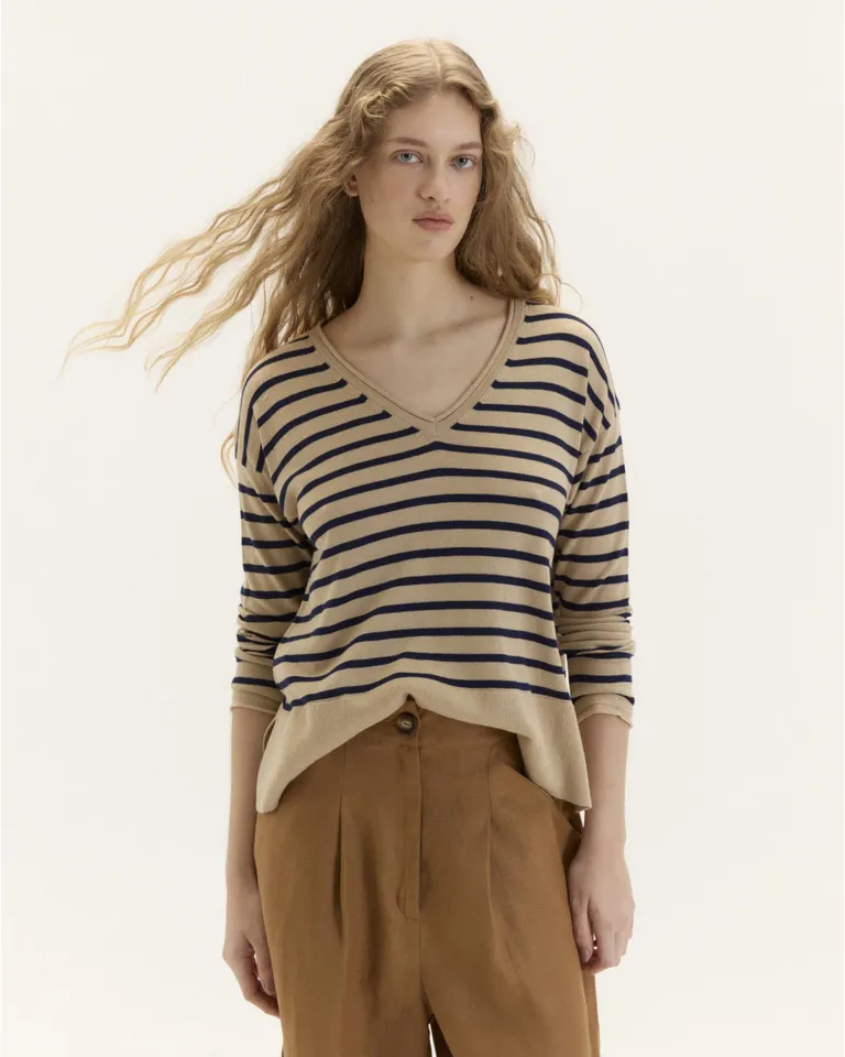 Sweater Rayado de Tejido Liviano con Escote en V y Tajos Laterales de Blue Sheep en Buzos y Sweaters para argentina