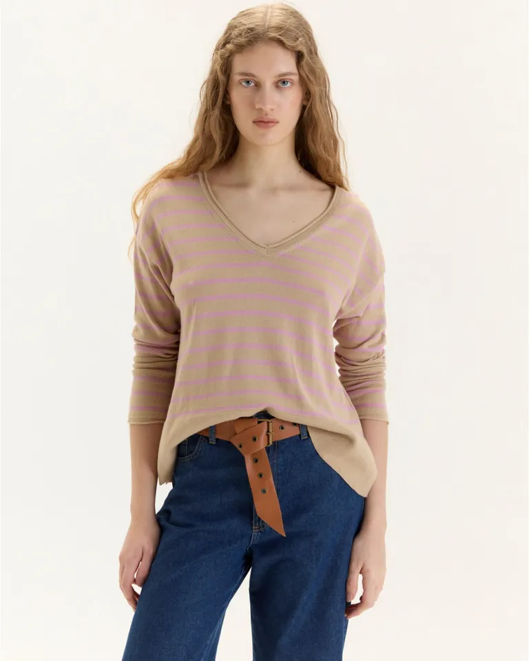 Sweater Rayado de Tejido Liviano con Escote en V y Tajos Laterales de Blue Sheep en Buzos y Sweaters para argentina