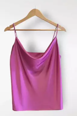 Musculosa cuello buche de Akita en Tops para argentina