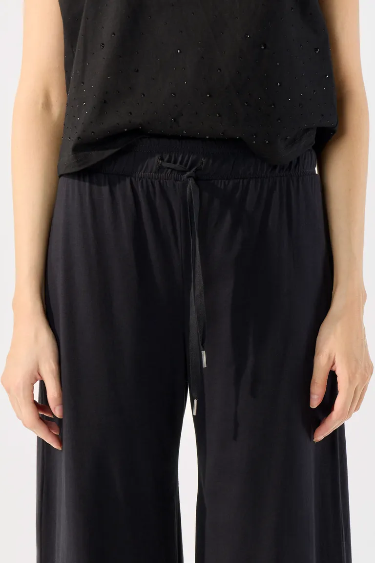 Pantalón negro de tiro alto estilo palazzo en algodón con cintura ajustable de Cuesta Blanca en Pantalones para argentina