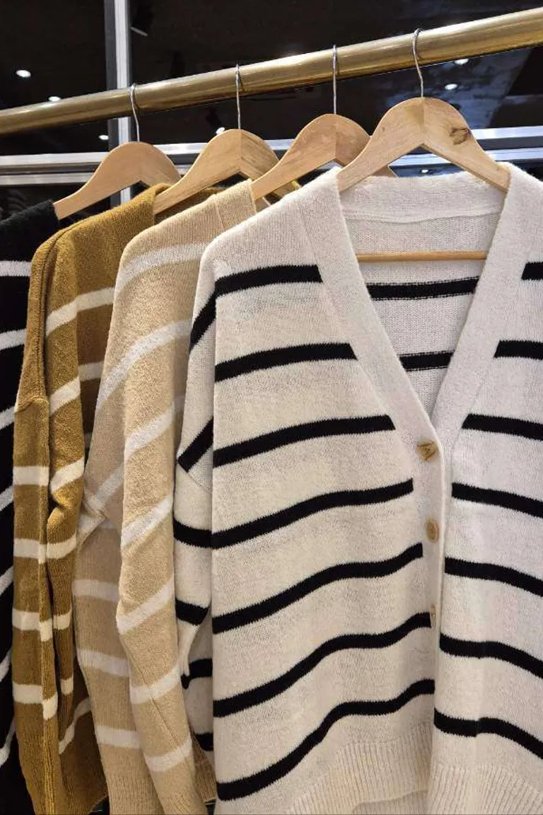 Saco de Frizz Rayado de Hesed en Buzos y Sweaters para argentina