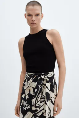Falda cruzada floral de Mango en Faldas para argentina