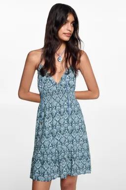 Vestido estampado fruncido de Mango Teen en Vestidos para argentina
