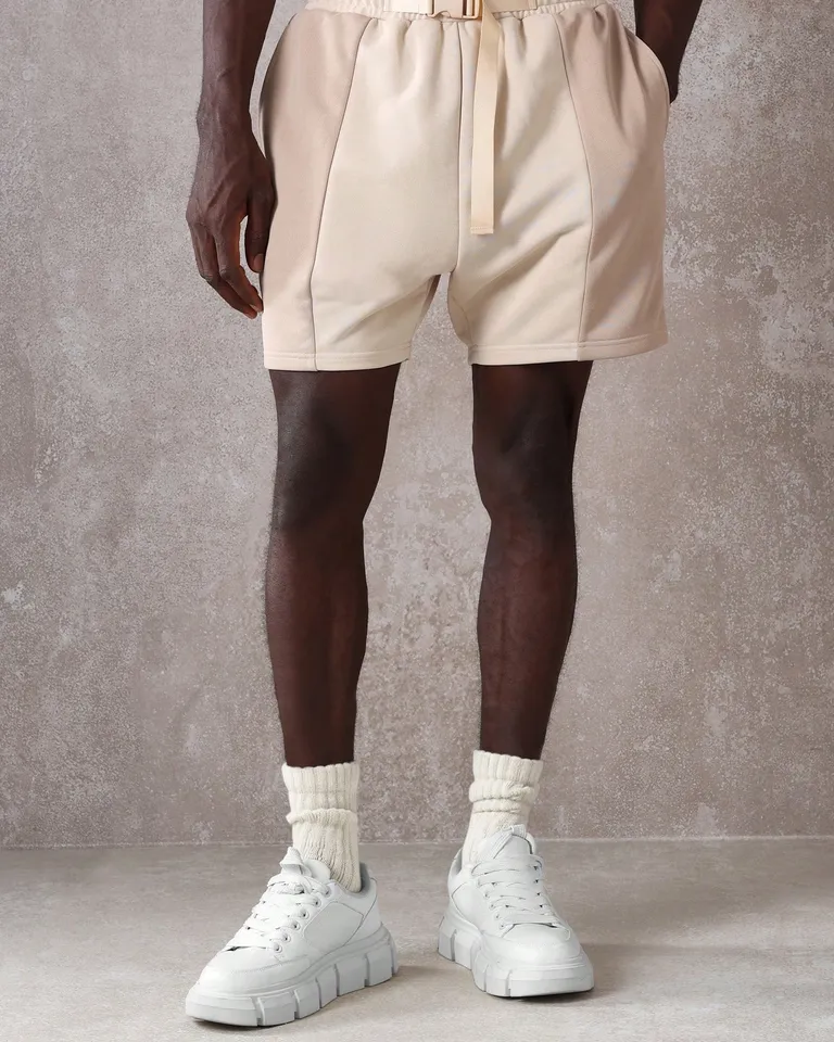 Pantalones cortos elásticos deportivos esenciales de Sumwon en Bermudas y Shorts para argentina
