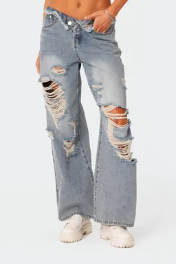 Jeans boyfriend desgastados doblados de Edikted en Pantalones para argentina