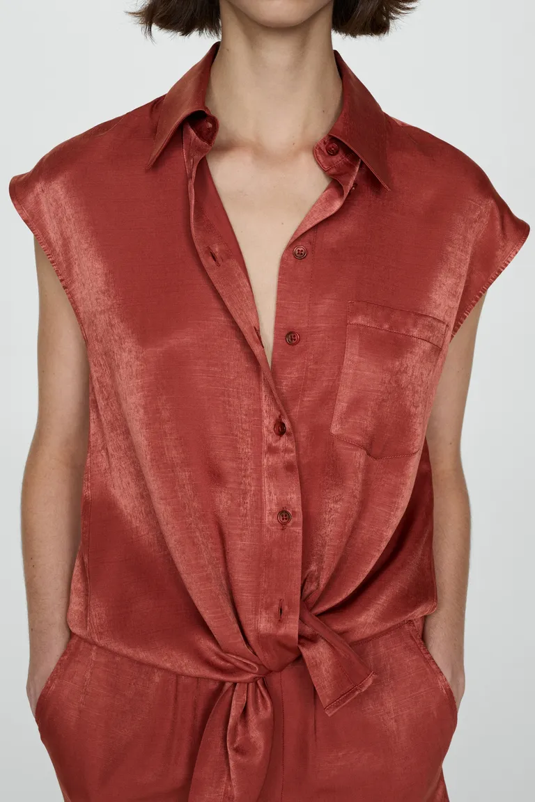 Camisa satinada con lazo de Mango en Camisas para argentina