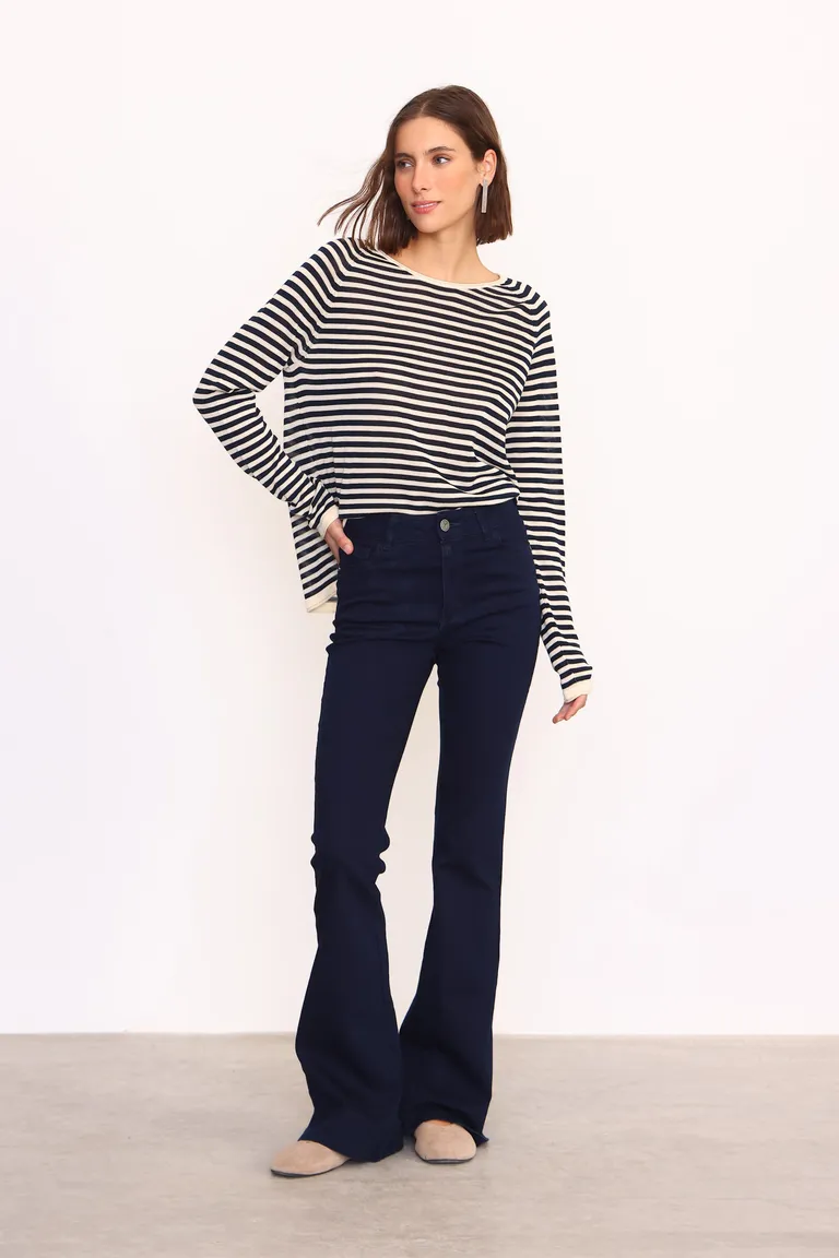 Jeans Oxford de Tiro Alto en Denim Elástico con Diseño de Cinco Bolsillos y Pierna Bootcut de Yagmour en Pantalones para argentina