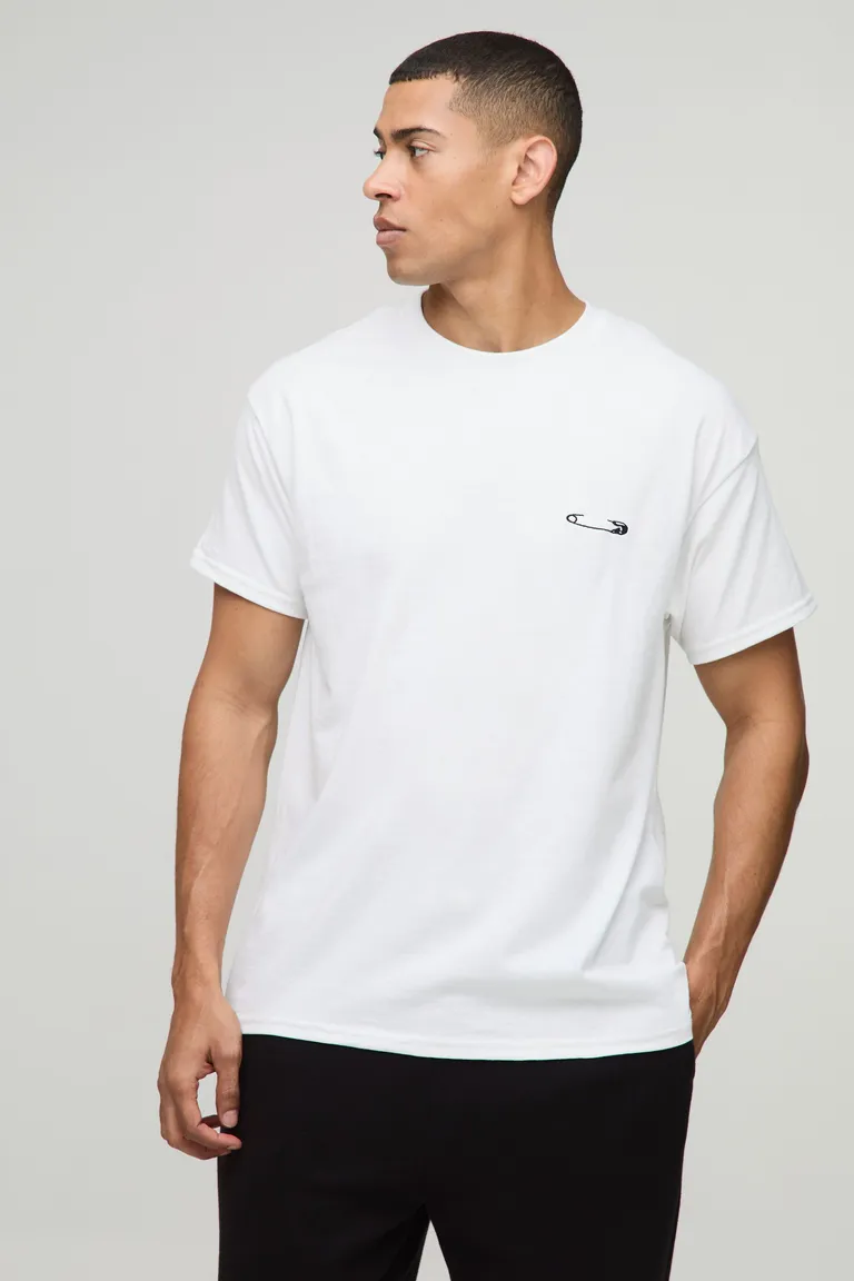 Remera oversize alfiler de gancho bordado de Boohooman en Remeras y Polos para argentina